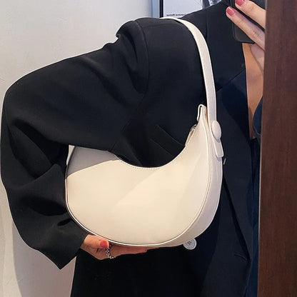 Women's retro shoulder bag in dumpling shape, 21x20x6cm, PU leather with zipper organiser