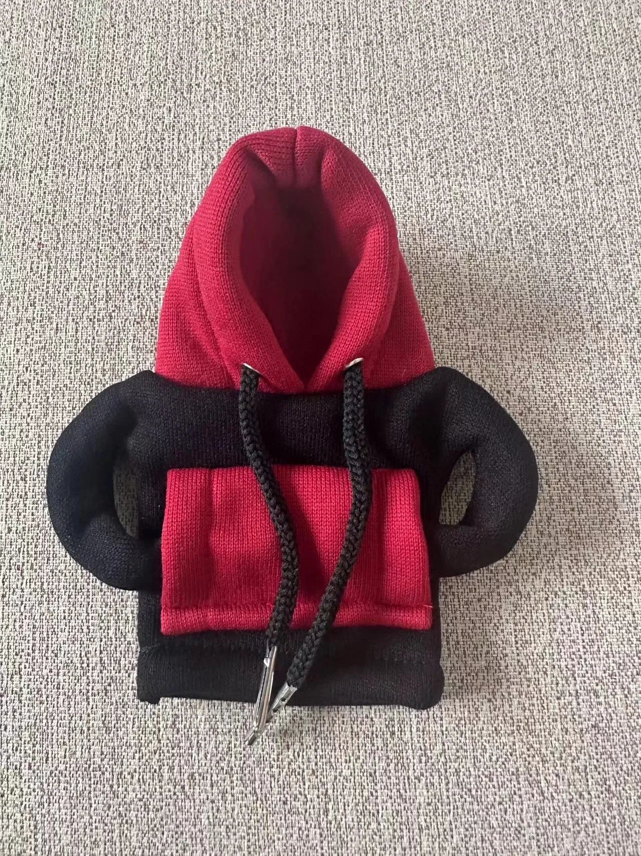 Polyester car gear lever hooded cover in red and white hat design, dimensions 12x13 cm.