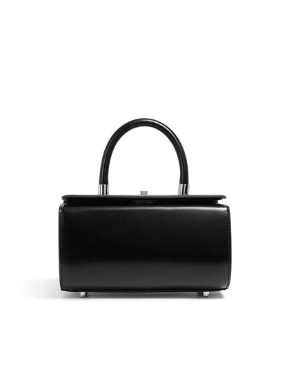 Genuine cowhide leather women's crossbody bag with clamshell opening and internal organisation compartments