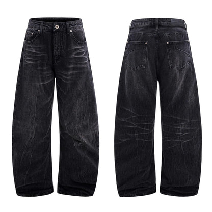 Black men's straight-leg jeans with an American washed old lightning crack distressed pattern.