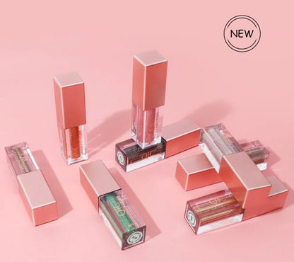 Liquid Eyeshadow with Crushed Diamond Effect in various colors for a glamorous look