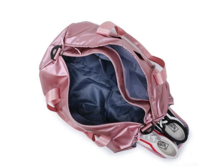 Premium durable fitness gym bag with separate compartments for shoes, laundry, and other gear, made of water-resistant materials for versatile use