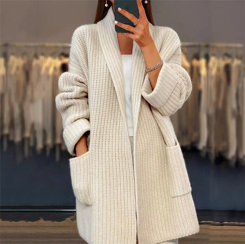 Women's Lapel Knitted Cardigan with Pockets in Loose Fit