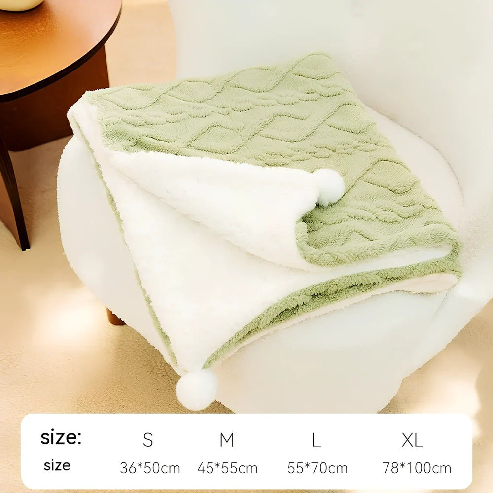 Pet blanket in four sizes from 36x50cm to 78x100cm for dogs up to 65kg