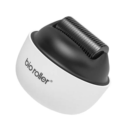 White men's portable microneedle beard roller with 0.25mm to 2.0mm specifications, 20cm x 15cm x 13cm