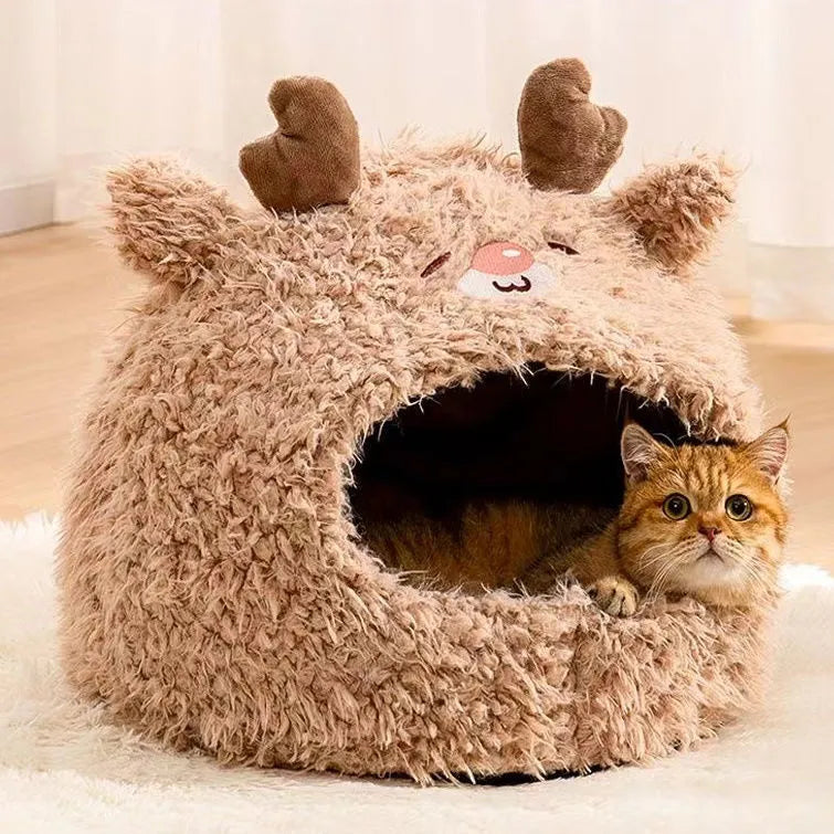 Semi-enclosed cat litter kennel tent in yurt style with bear design.