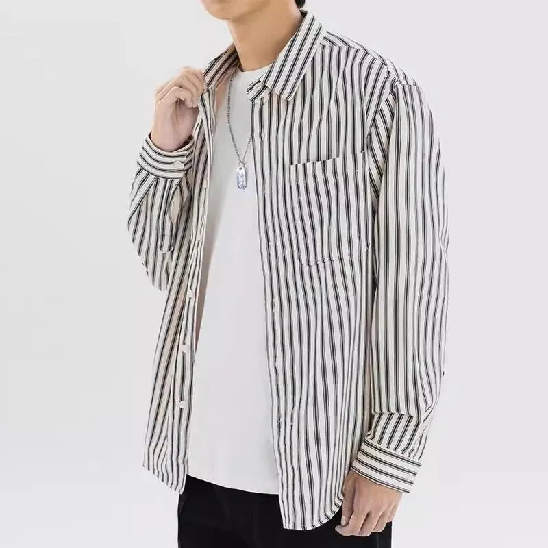 Loose striped shirt in blue or black, cardigan style, polyester blend, sizes M to 3XL for teenagers