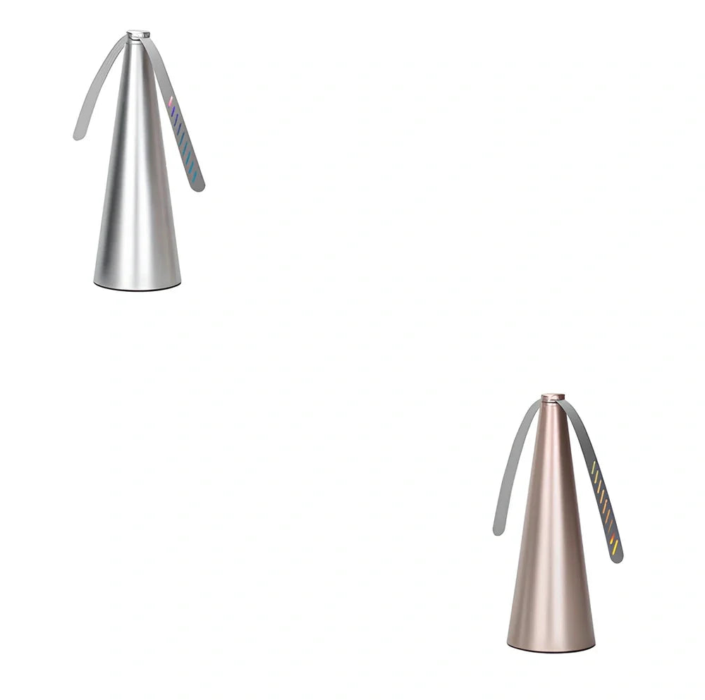 Black fly repellent fan measuring 8.2x8.2x24cm with USB cable for insect protection during meals