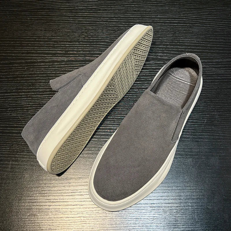 Men's casual shoes with round toe design and mid-heel height in grey and apricot colour options