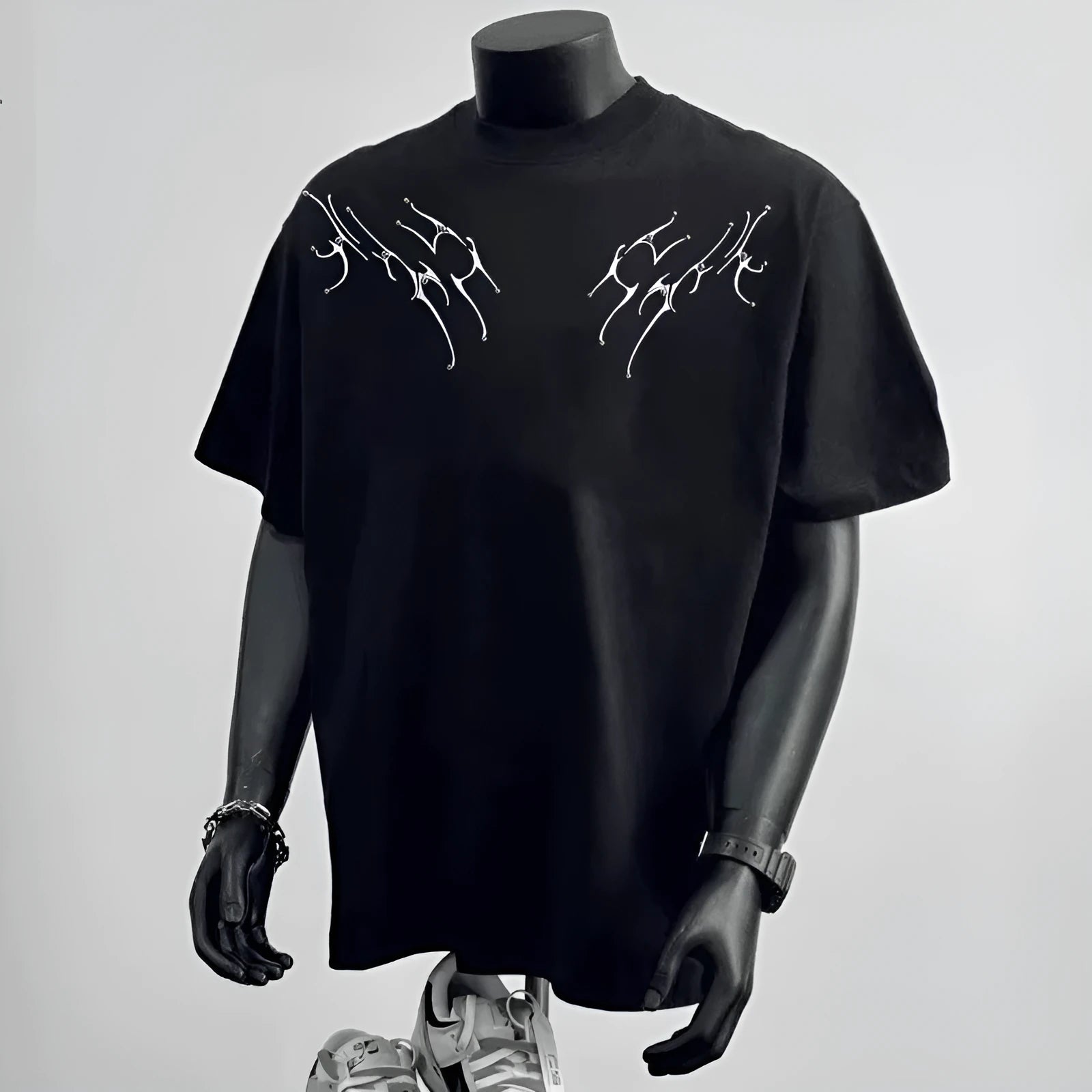 Men's loose fit black and white pure cotton short sleeve t-shirt with printed letter design