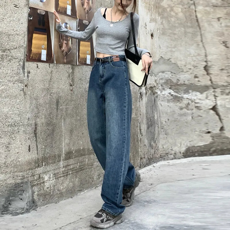 Women's high-waist retro straight jeans in retro blue colour, showing front and back views with 100% cotton denim detail