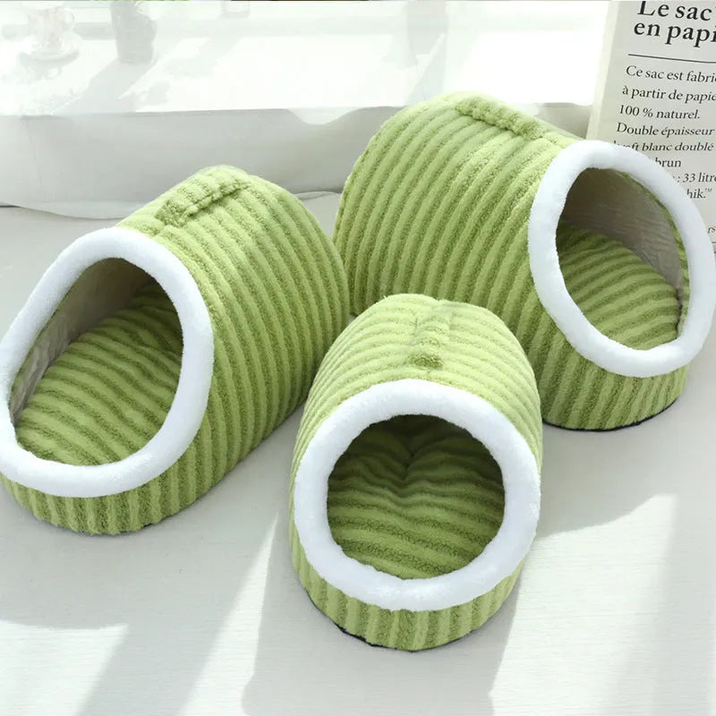Macaron-shaped thickened cloth cat bed cage in pink, shown in a three-dimensional nest design.