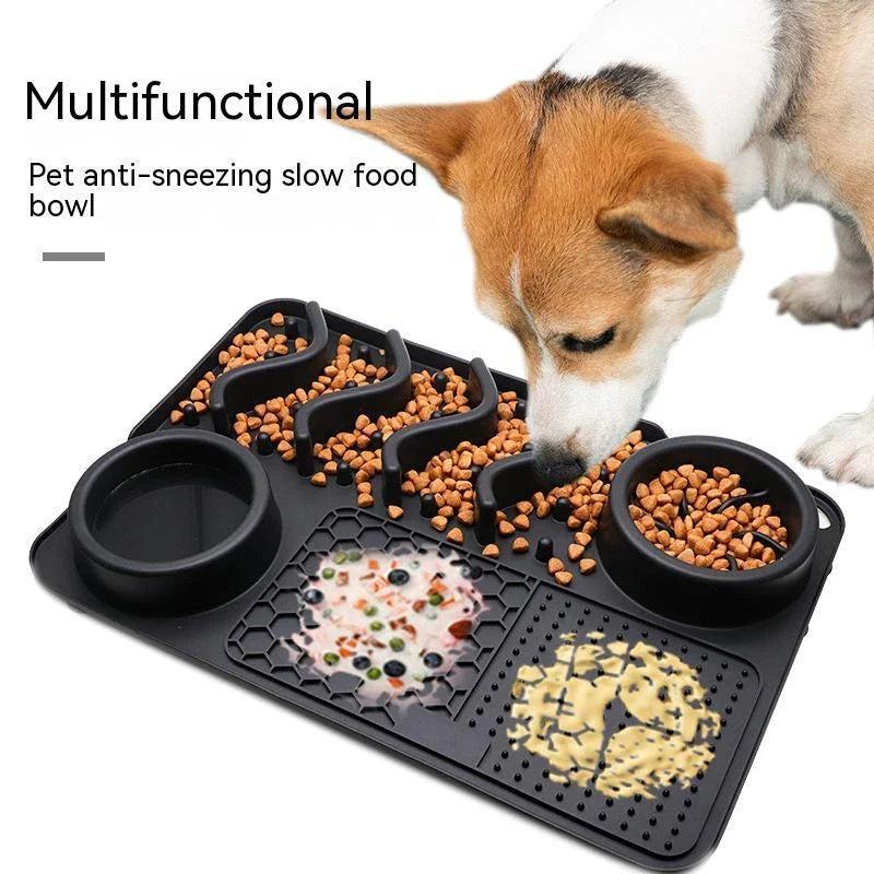 Silicone licking pad with textured surface for slow-feeding pets and promoting dental health