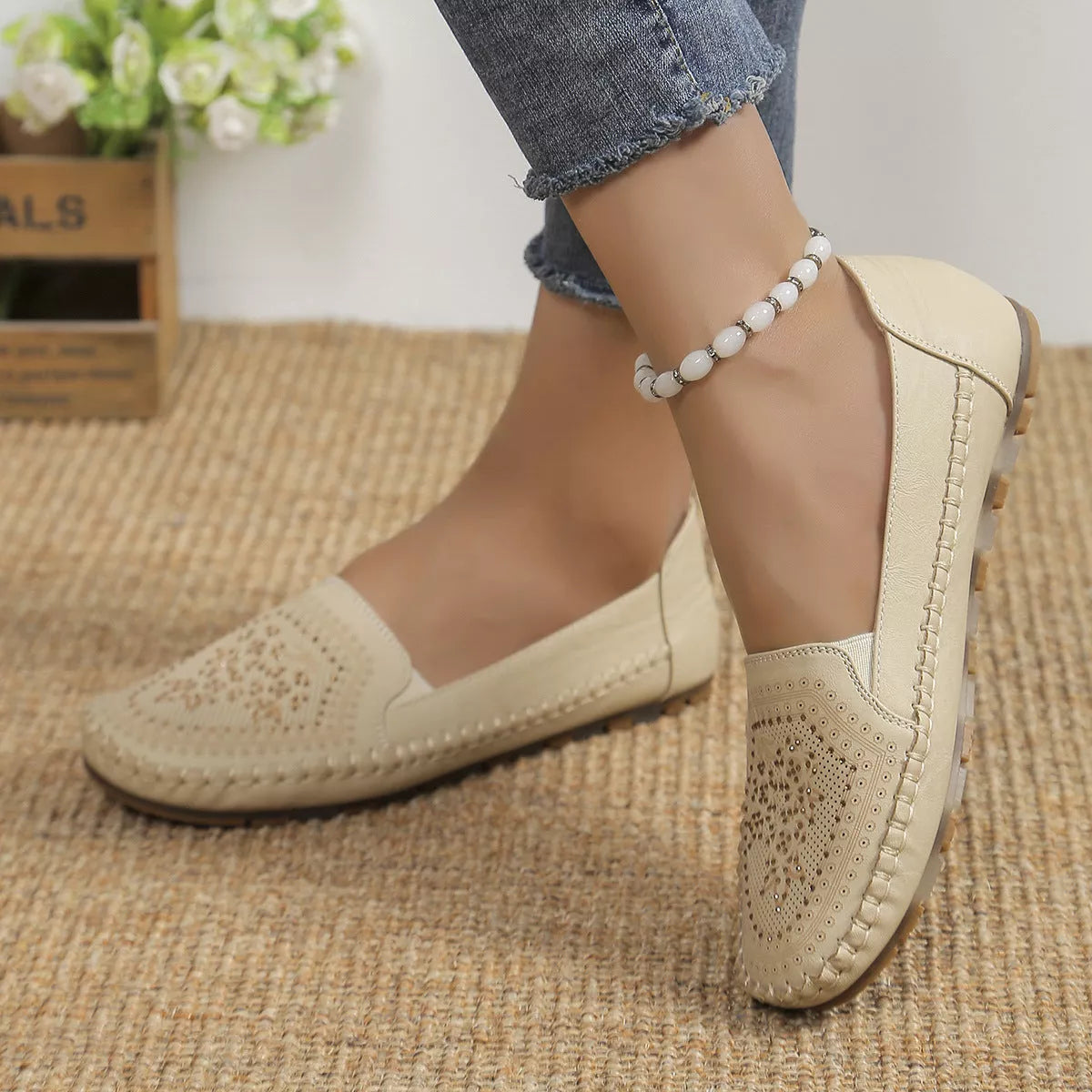 Handmade Stitching Gommino Solid Color Casual Women's Shoes in black, khaki, and beige
