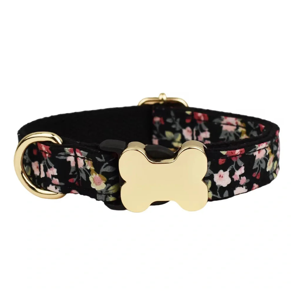 Nylon dog collar with bone buckle and printed grid pattern in adjustable sizes