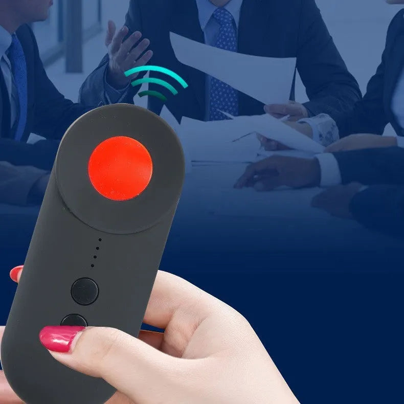 Black anti-car GPS detector measuring 93.8mm with signal detection up to 3 metres for locating surveillance devices