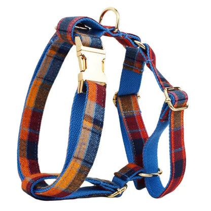 Four-piece dog accessory set with collar, leash, bow tie and vest in cloth fabric