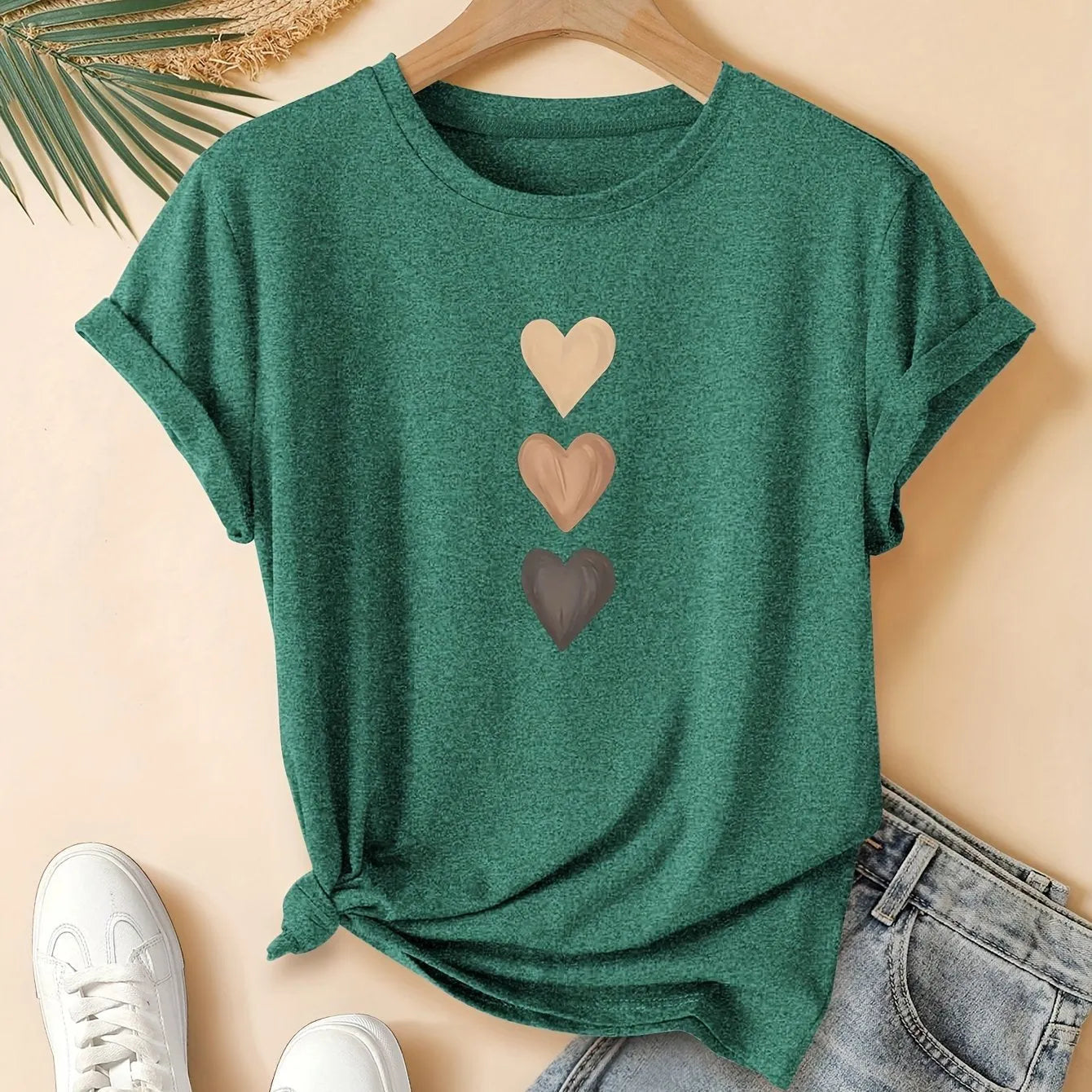 Women's dark gray pure cotton T-shirt with three heart art retro print, short sleeves and round neck.