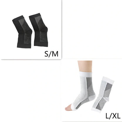 Invisible heel compression socks in black colour with absorbent insole design