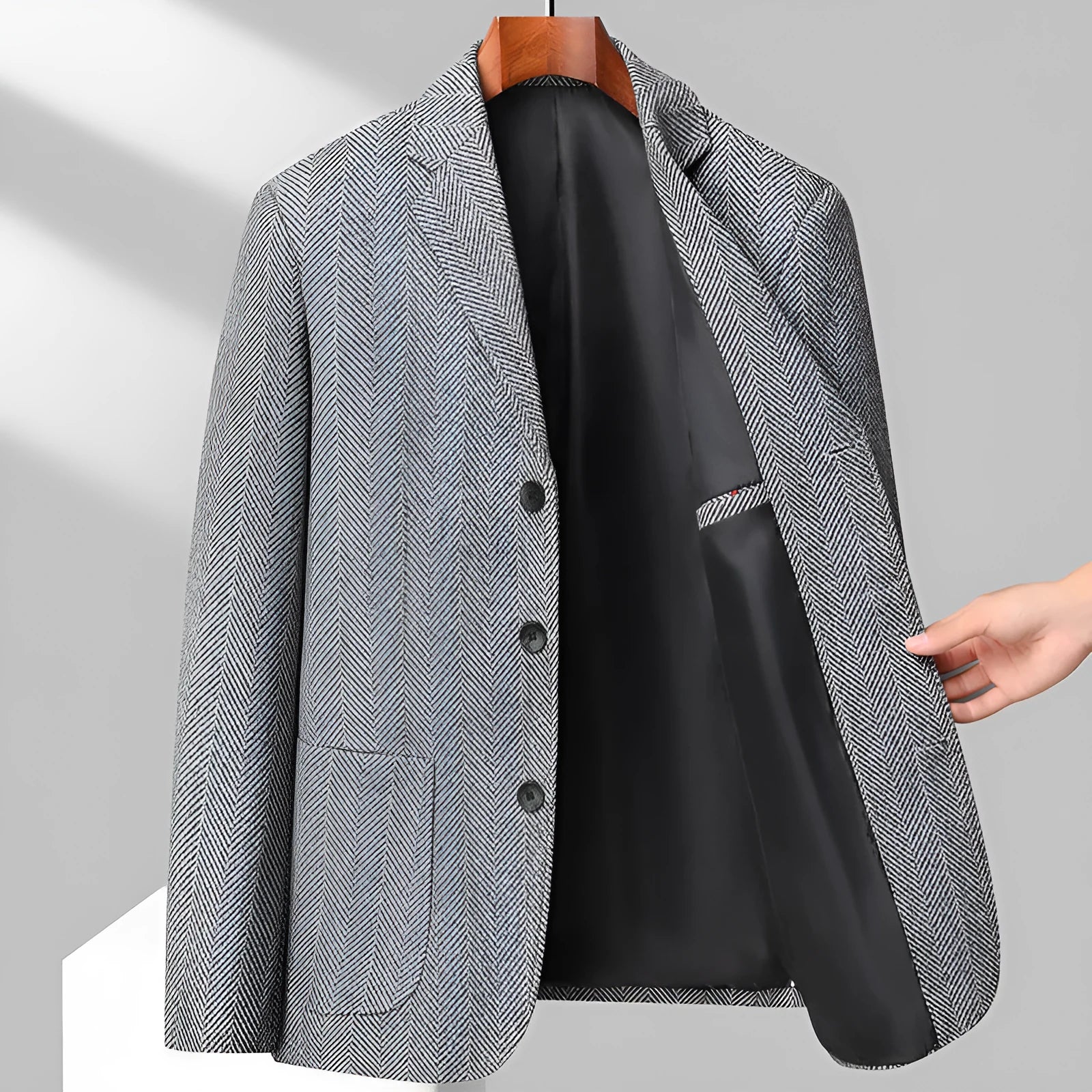 Men's loose-fit woolen coat in black, khaki, gray, or dark blue, made from polyester fabric for spring and autumn wear
