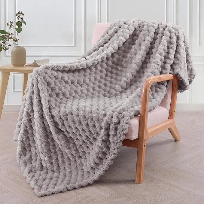 Children's soft plaid blanket in polyester fabric showing colour and size options