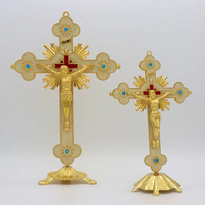 Zinc alloy geometric car ornament in gold and diamond finish, measuring 30cm by 19cm.