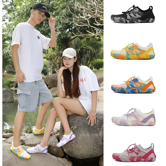 Quick-drying mesh wading shoes with lace-up front and non-slip rubber soles