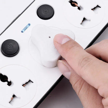 International power strip with multiple switches and USB charging ports