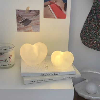 Vinyl atmosphere lamp in small or large size with warm glow, powered by batteries, available in white or pink colours
