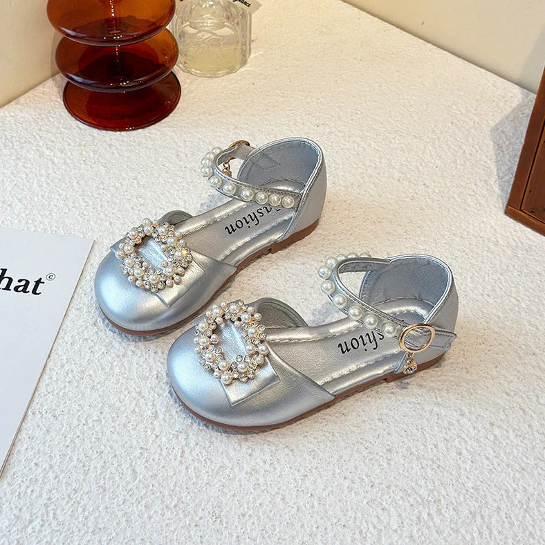 Handmade milky white cloth shoes with lace-up closure and matching fabric headband