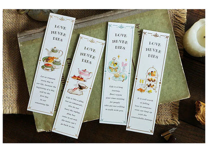 Pack of 30 white cardboard bookmarks with four artistic designs, measuring 40 by 150 millimetres.