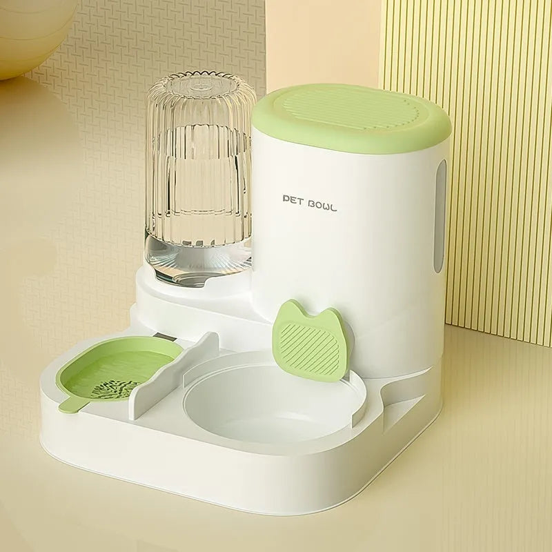 Automatic cat feeding water fountain with integrated double bowl in avocado green colour, dimensions 27x27x24cm