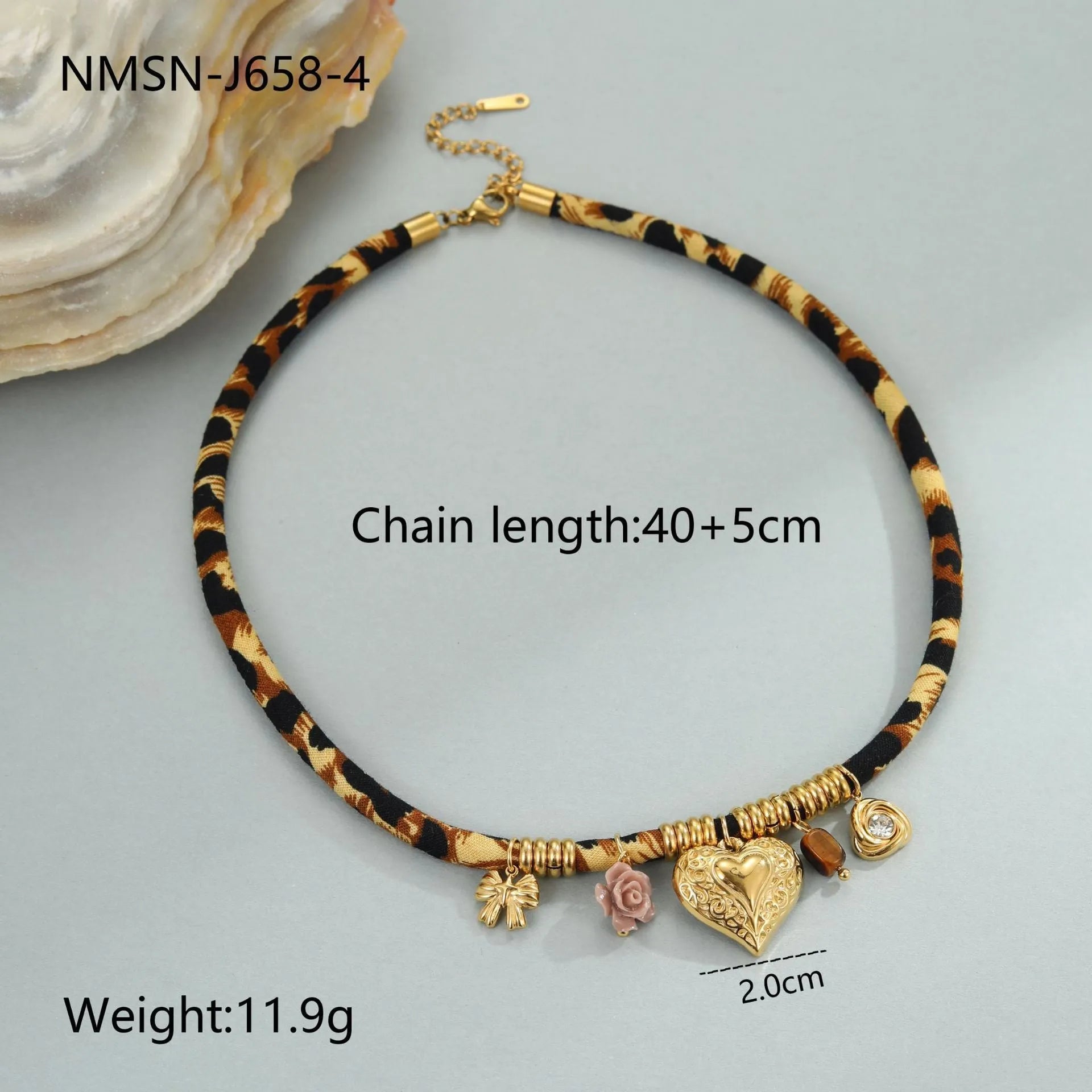Women's stainless steel necklace with geometric leopard pendant and gold electroplated chain
