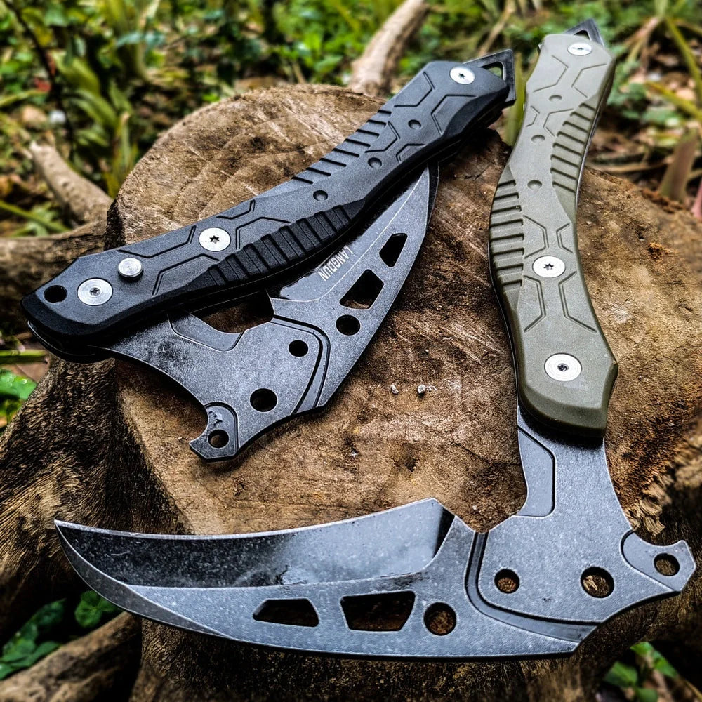 Folding outdoor axe with tool steel blade in army green, showing 35cm extended and 26cm folded positions with nylon sheath