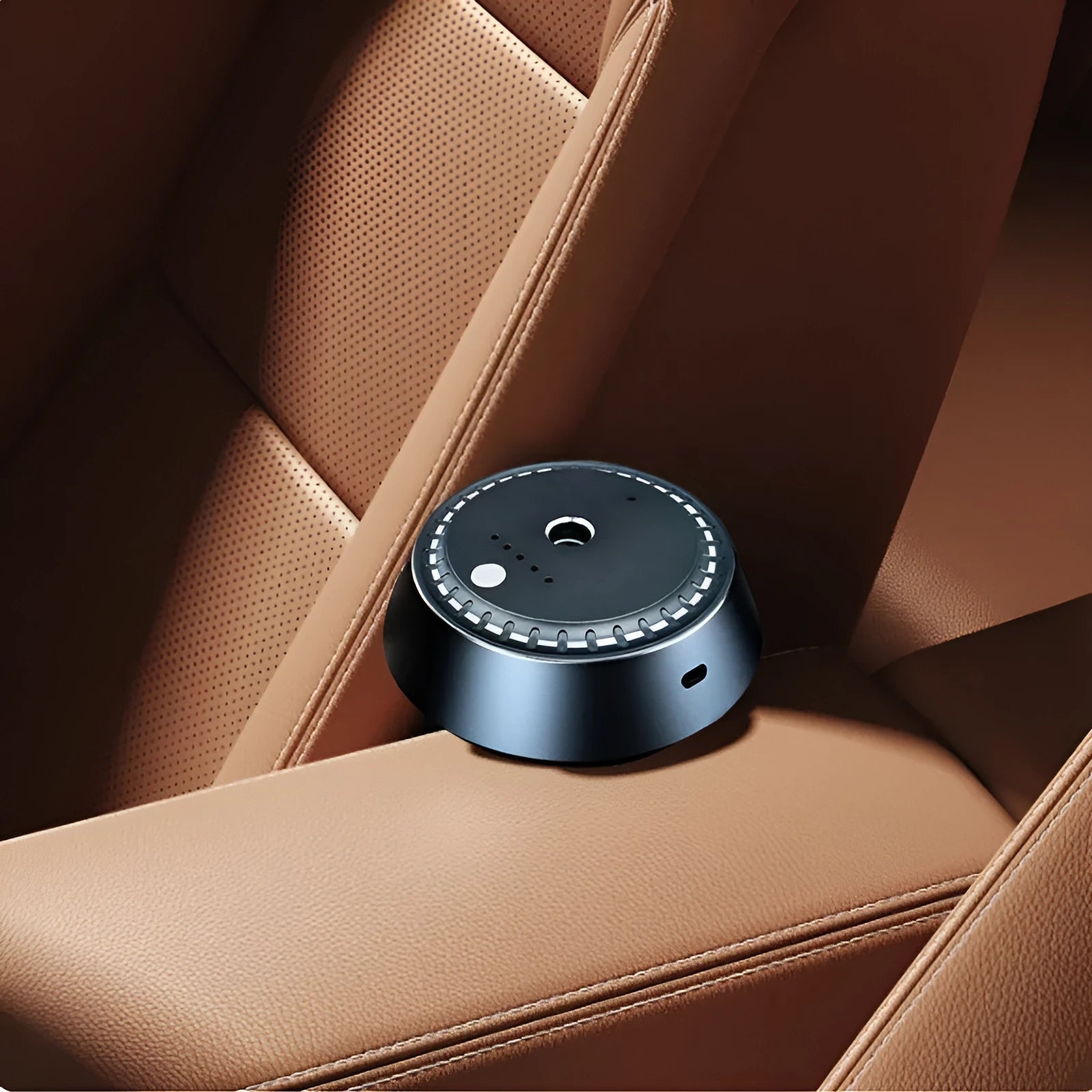 Black USB rechargeable car aroma diffuser with compact 9x4.5cm metal housing