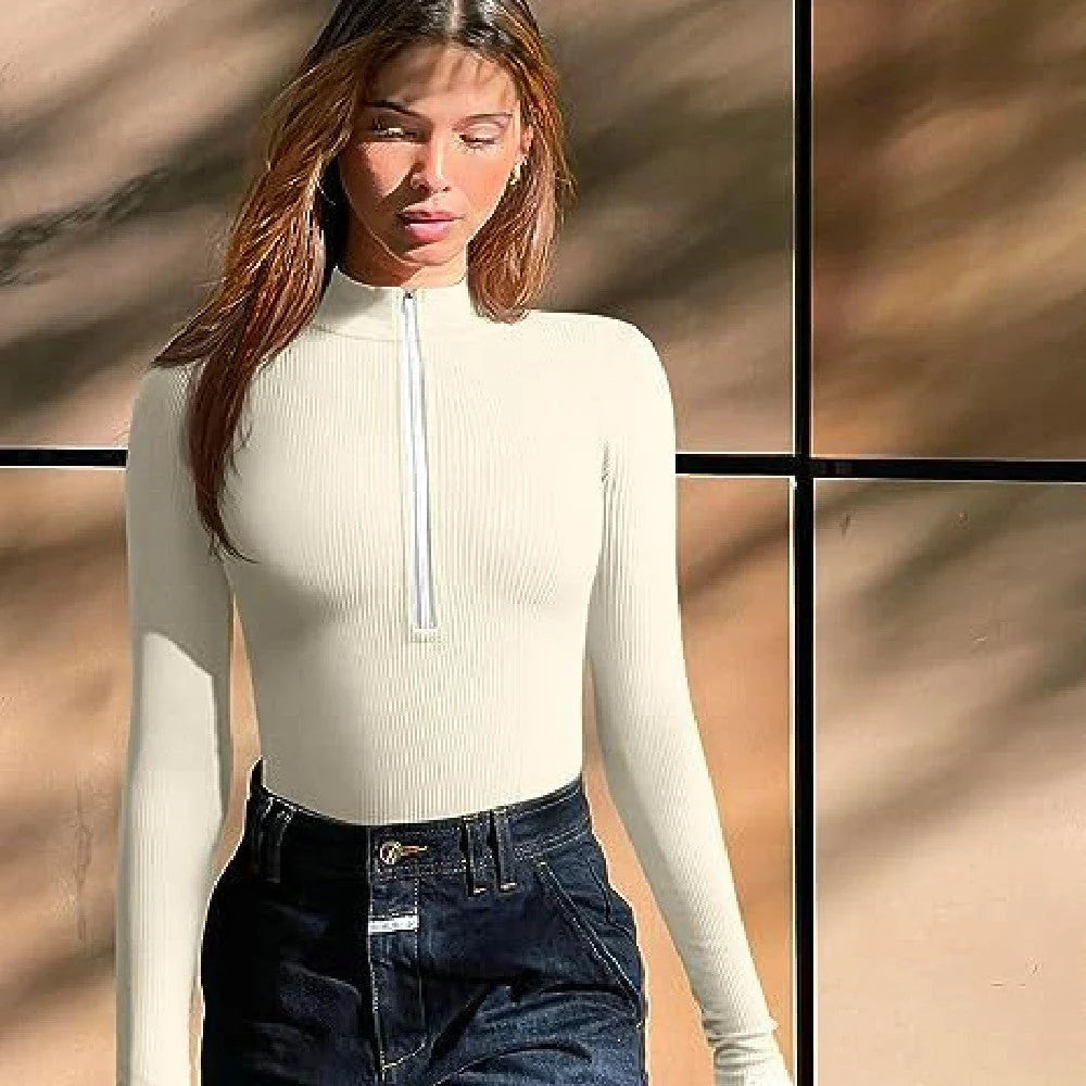 Seamless jumpsuit for women in various colors, featuring a slimming and comfortable design