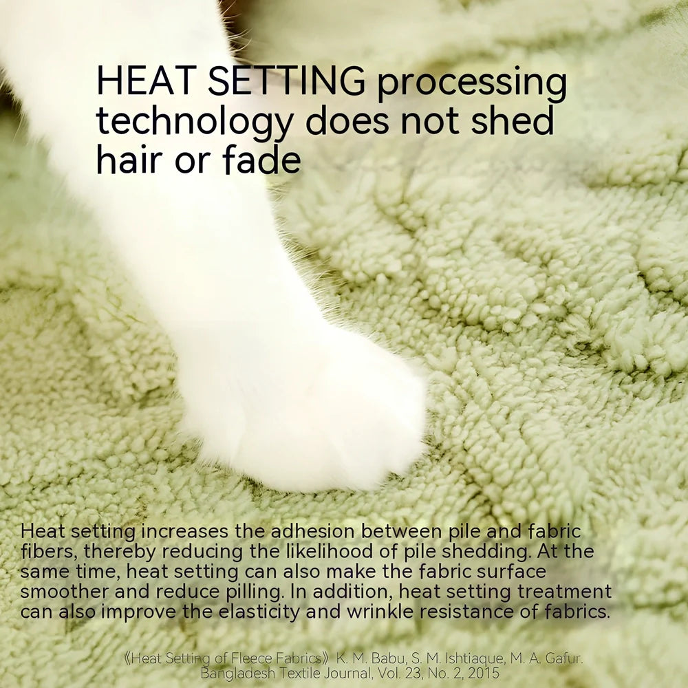 Pet blanket in four sizes from 36x50cm to 78x100cm for dogs up to 65kg