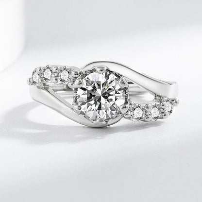 White gold colour crown couple ring with simple copper band and round line design for women