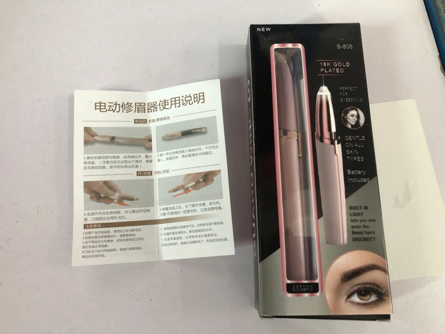 Mini electric eyebrow trimmer with LED light and gold plated head