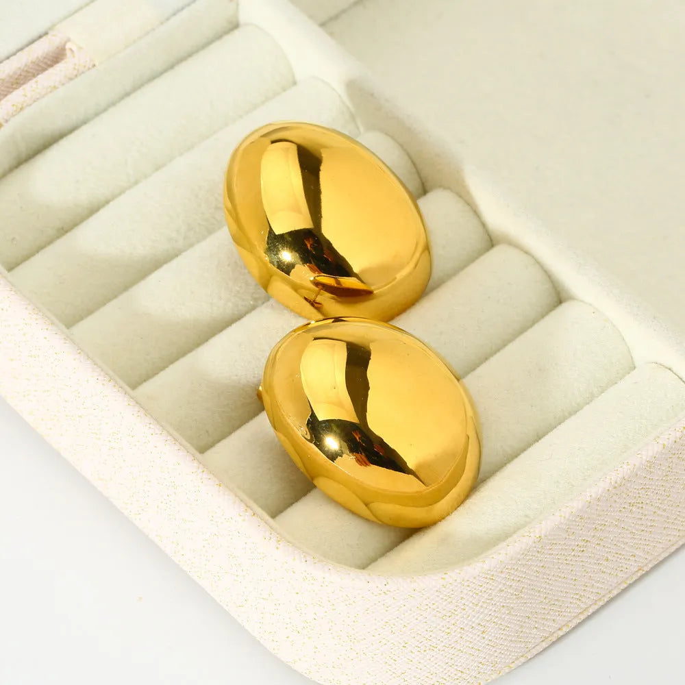 Geometric stainless steel ear studs with glazed surface in 18K gold colour finish