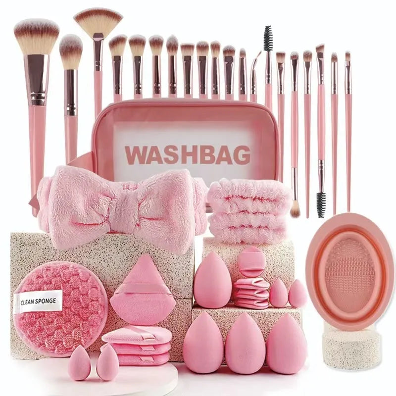 Hydrophilic non-latex beauty tools makeup brush set in pink, brown, or purple colour options