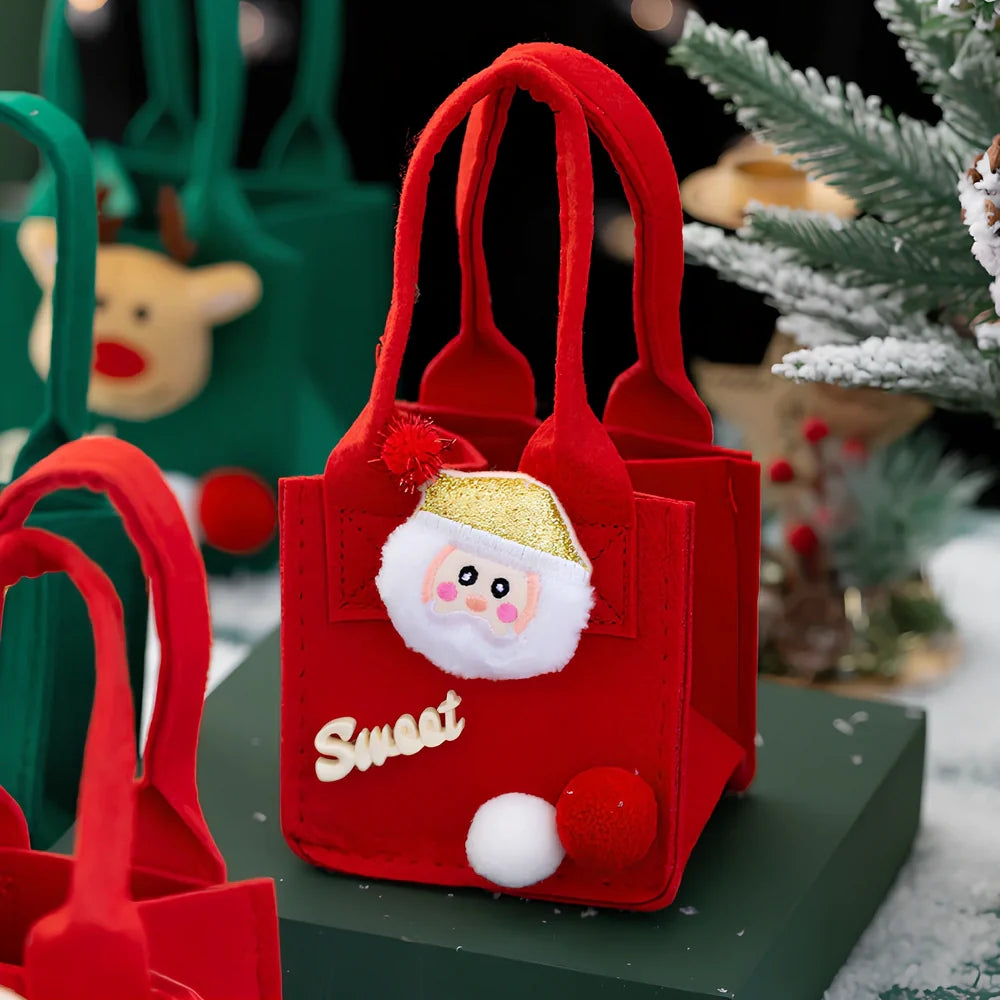 Red and green Christmas Eve packing boxes with 21cm height, double-layer paper for gift security