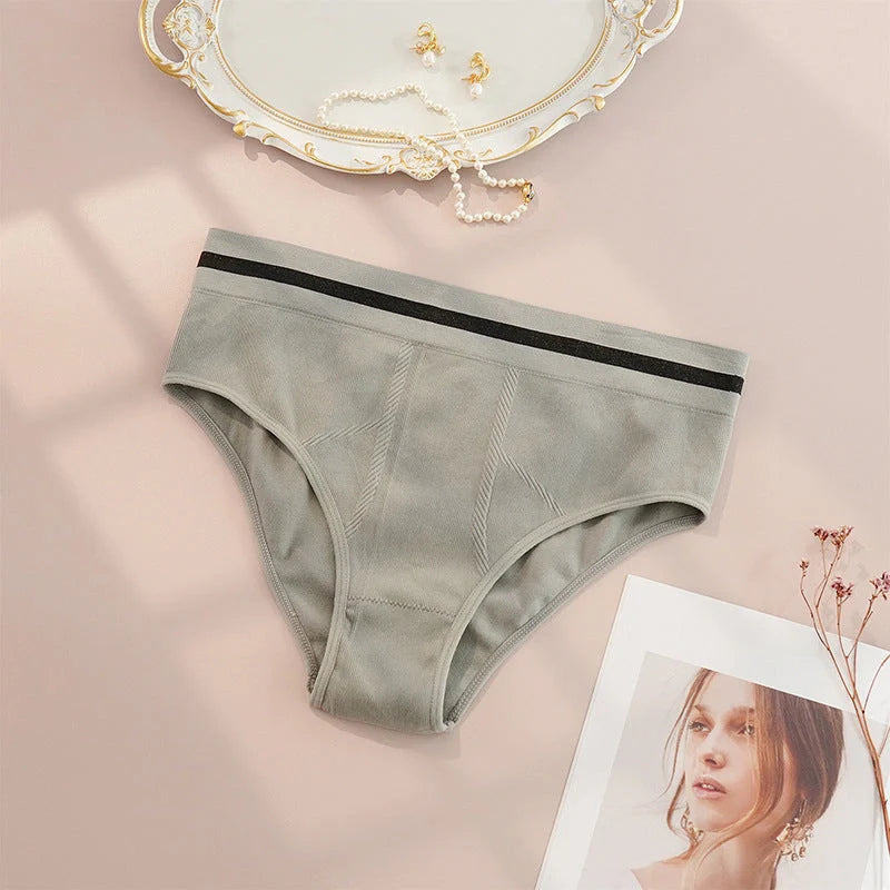 Breathable seamless women's underwear in black, gray, red, and skin color, offering comfort and style for plus-size figures.