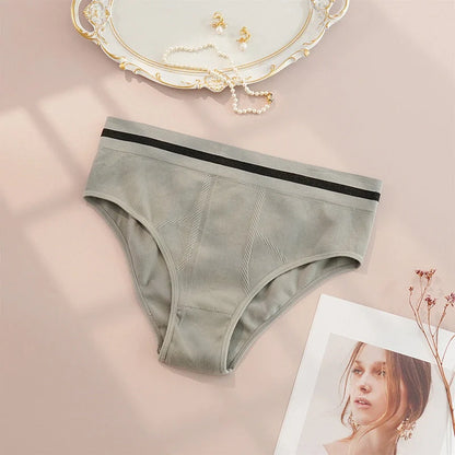 Breathable seamless women's underwear in black, gray, red, and skin color, offering comfort and style for plus-size figures.