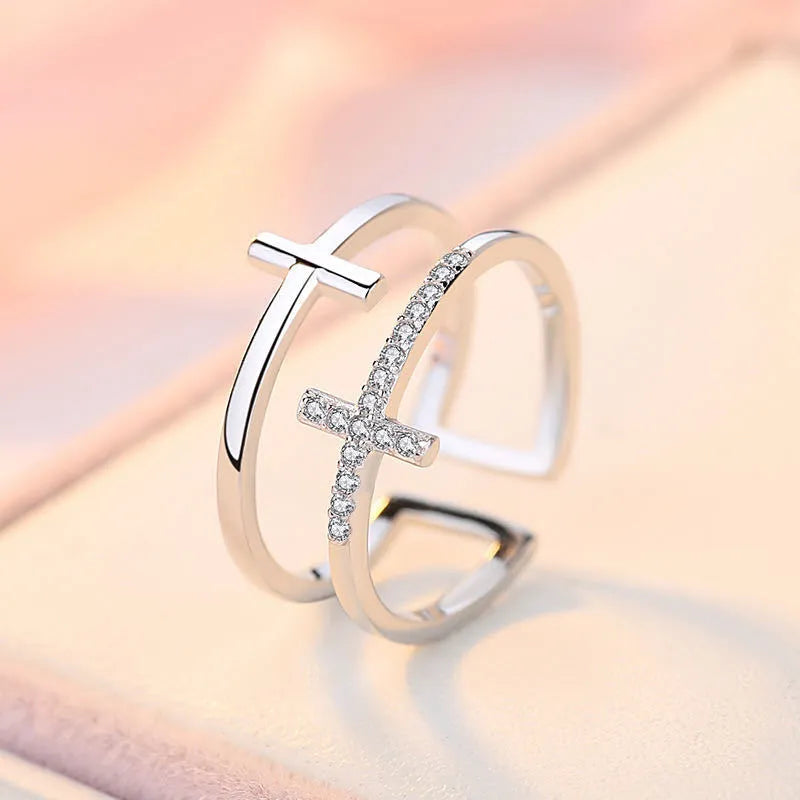 Adjustable copper ring with white gold finish and zircon gemstones, geometric design, fits sizes 5-9