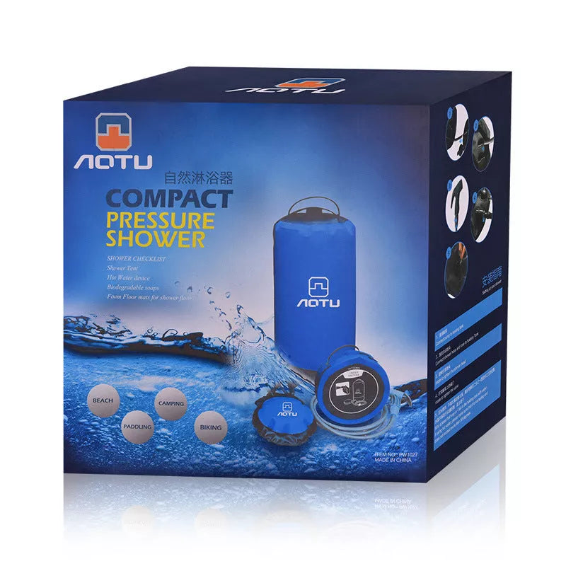 Portable outdoor bath bag in red, black, or blue with 11L capacity and 200cm water pipe