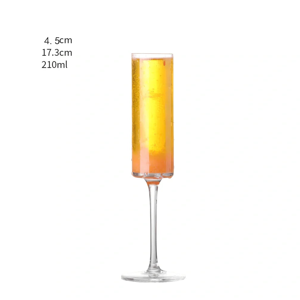 Creative transparent lead-free glass cup with seamless flat base for cocktails, 210ml capacity