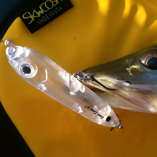 Transparent 9.5cm long DIY fishing lure blank shell made of ABS plastic with a visible 7mm eye hole.