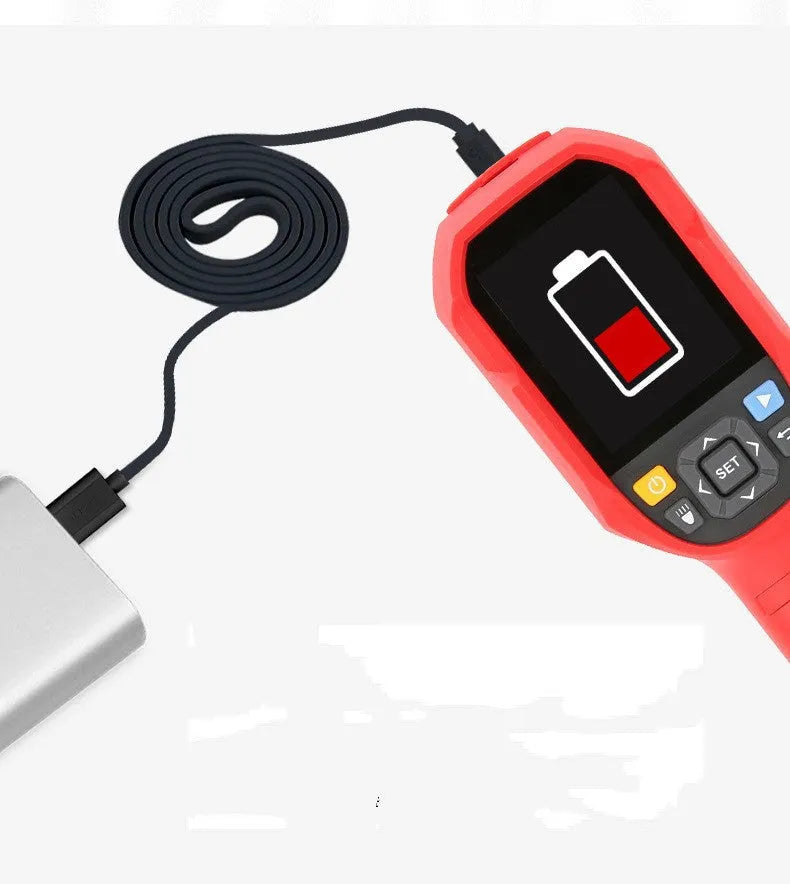 UTi infrared thermal imager showing temperature measurement display with 320x240 resolution and IP65 rating