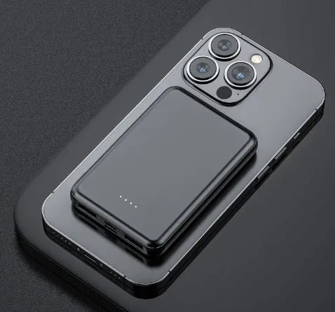 Black electric heating vest power bank with PC shell measuring 97x64x14mm